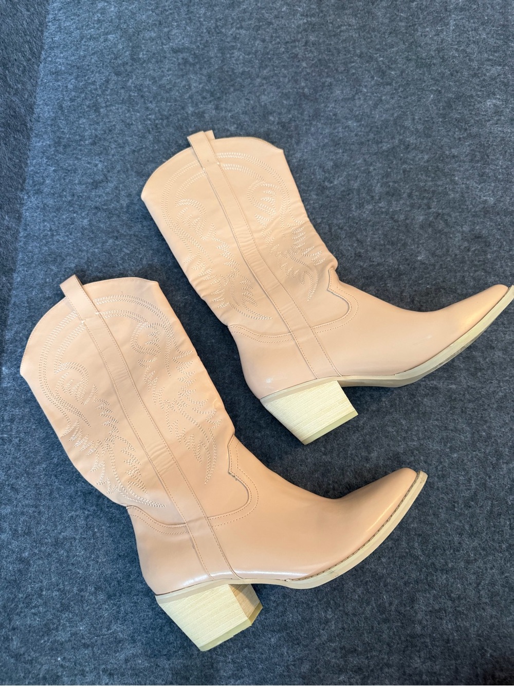Mid-Calf Western Heeled Boots in Blush Pink